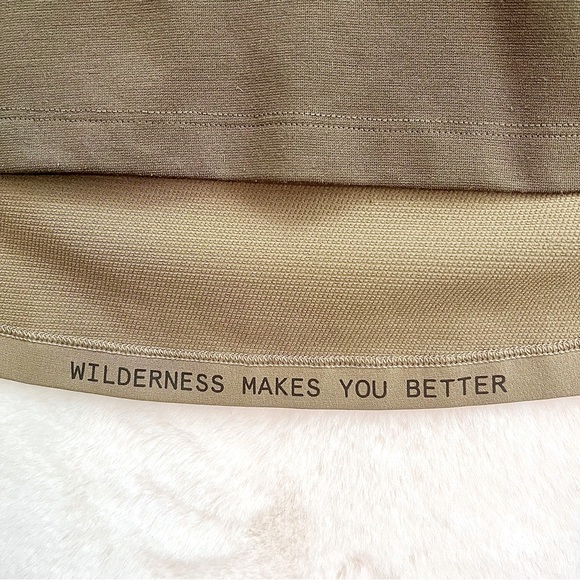 Lululemon Escape and Explore LS Size Medium Color Sage Stone and Silver - Picture 3 of 16